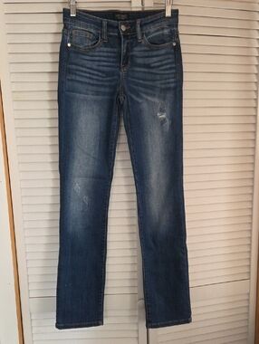 Judy Blue Women's Straight Leg Jeans in Medium Blue Wash